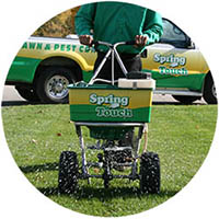 Prior Lake turf fertilizing